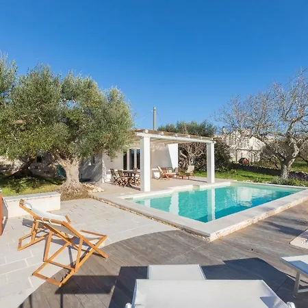 Trullo Liz Villa *